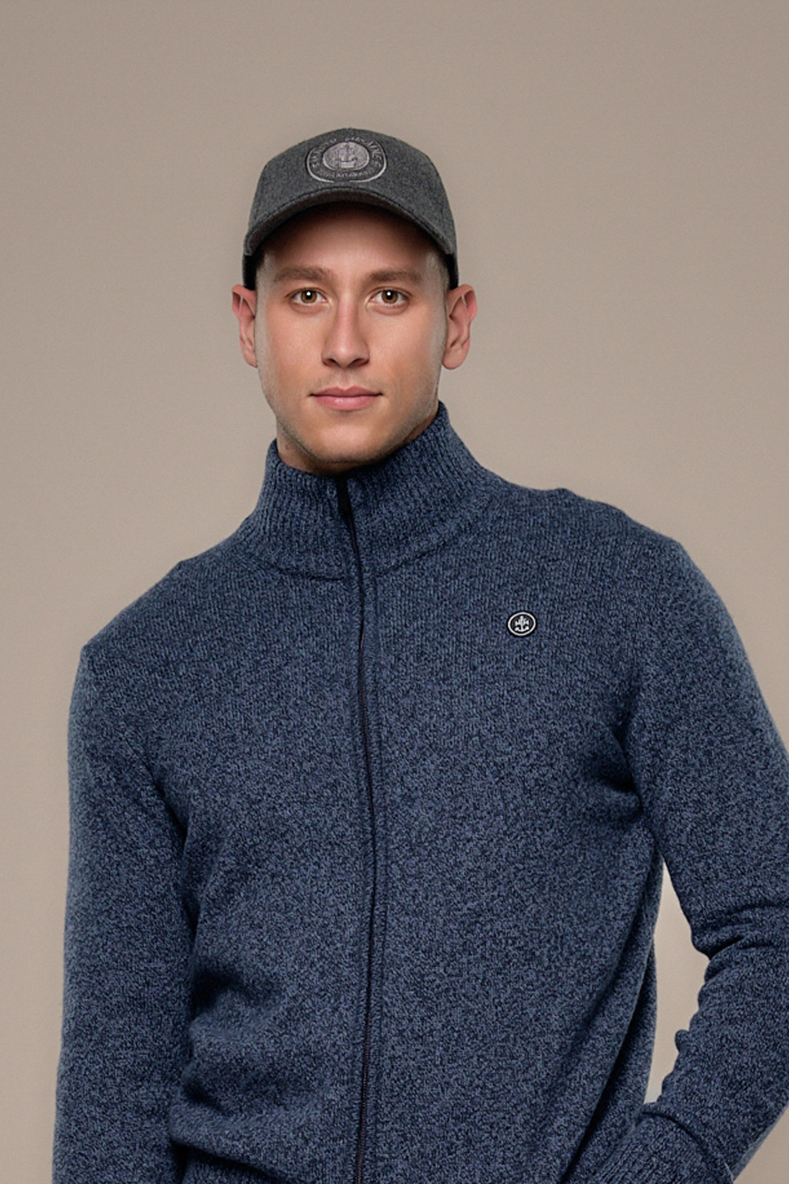 Casquette brodée DELTA