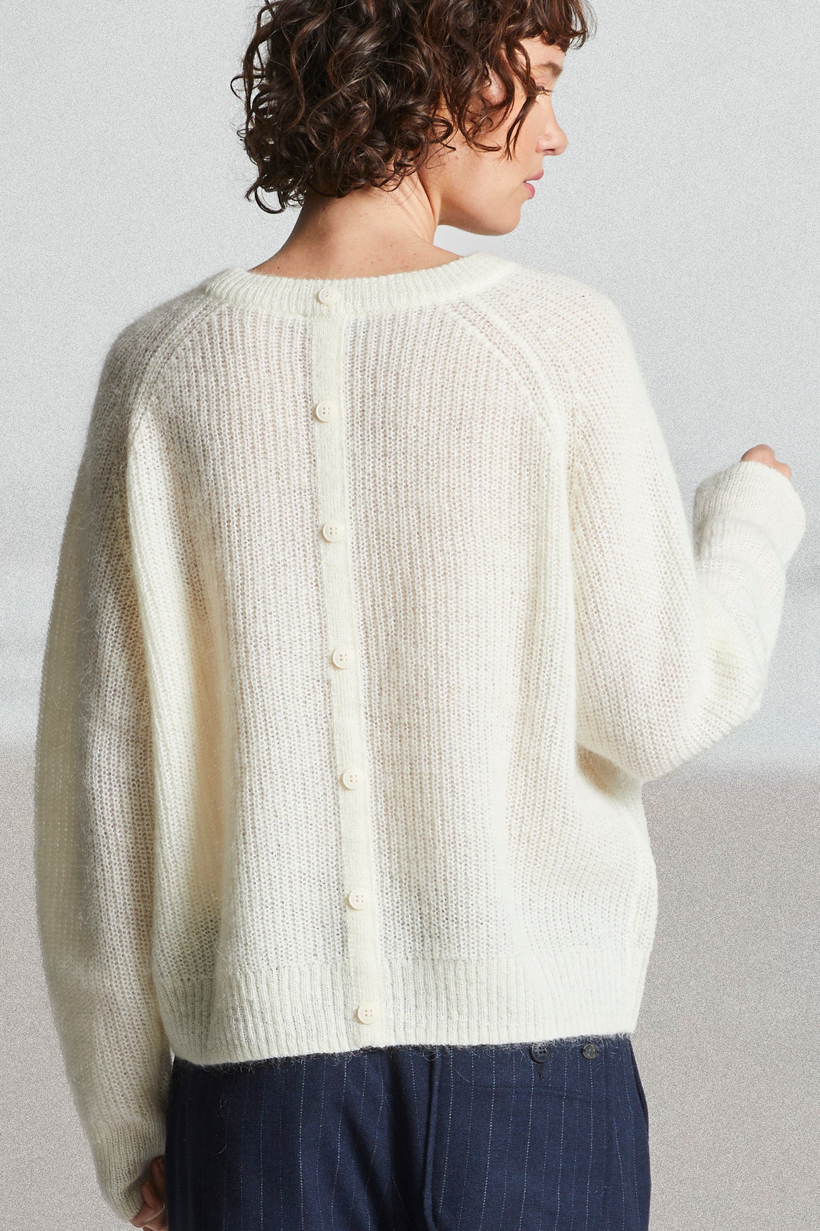 Pull avec boutons dos TOPAZO