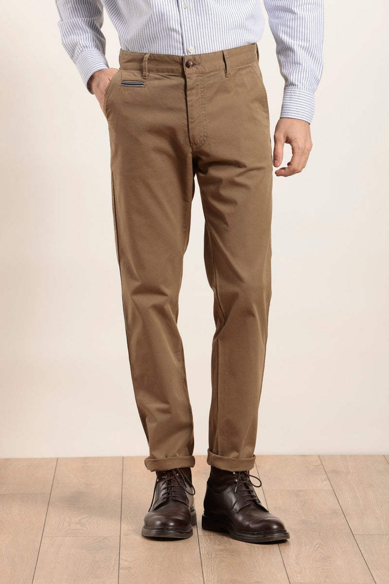 Pantalon chino en gabardine de coton