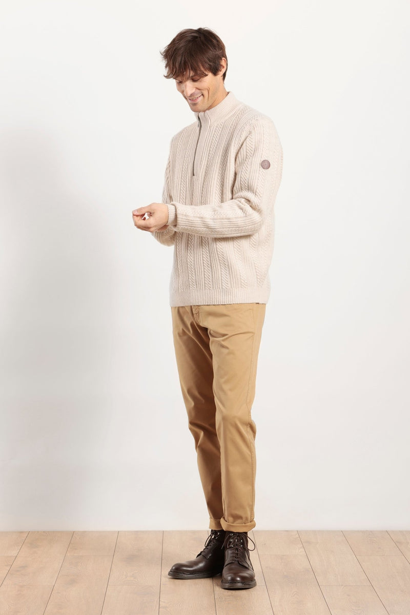Pull camionneur avec torsades en laine