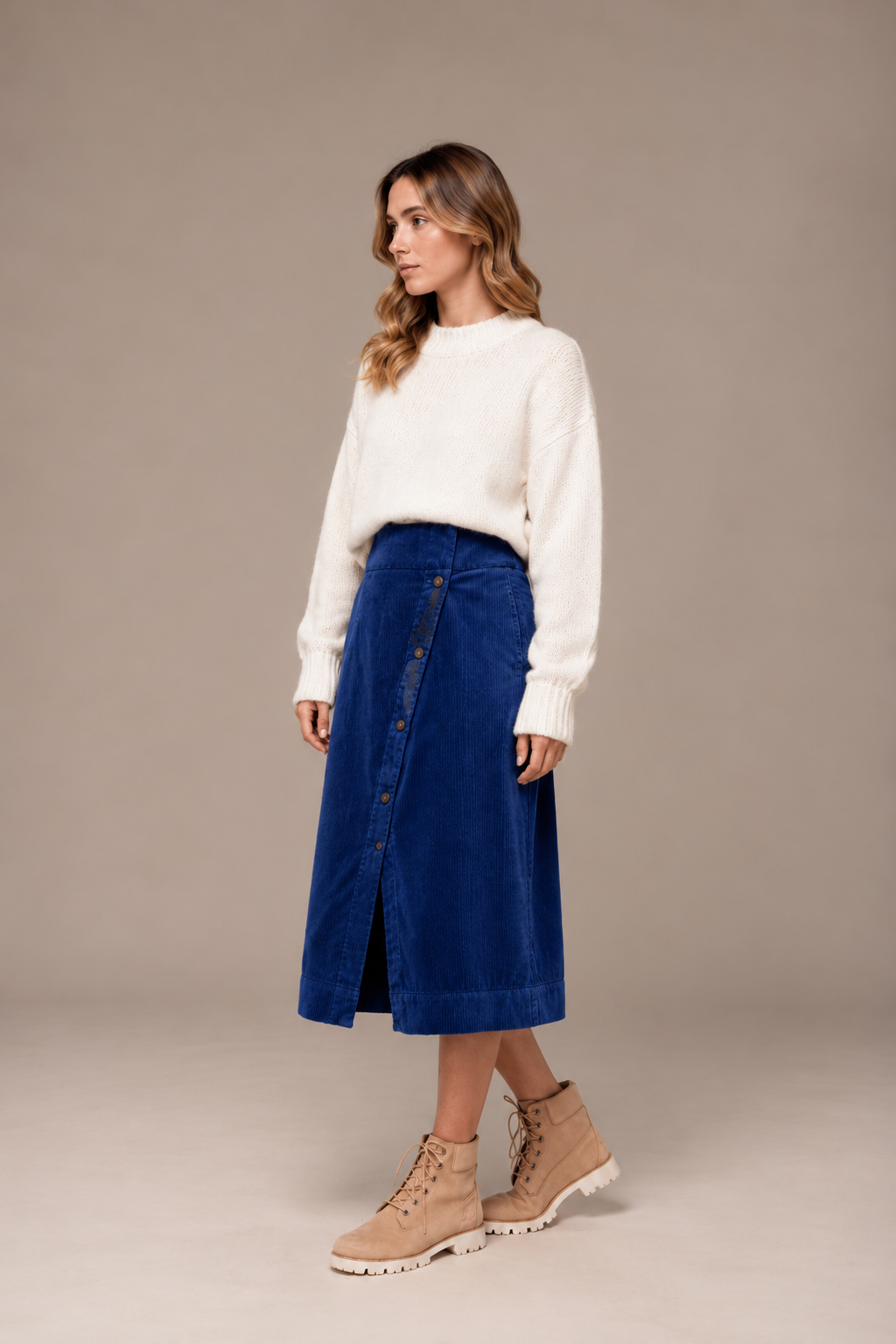 JOVIK velvet skirt.