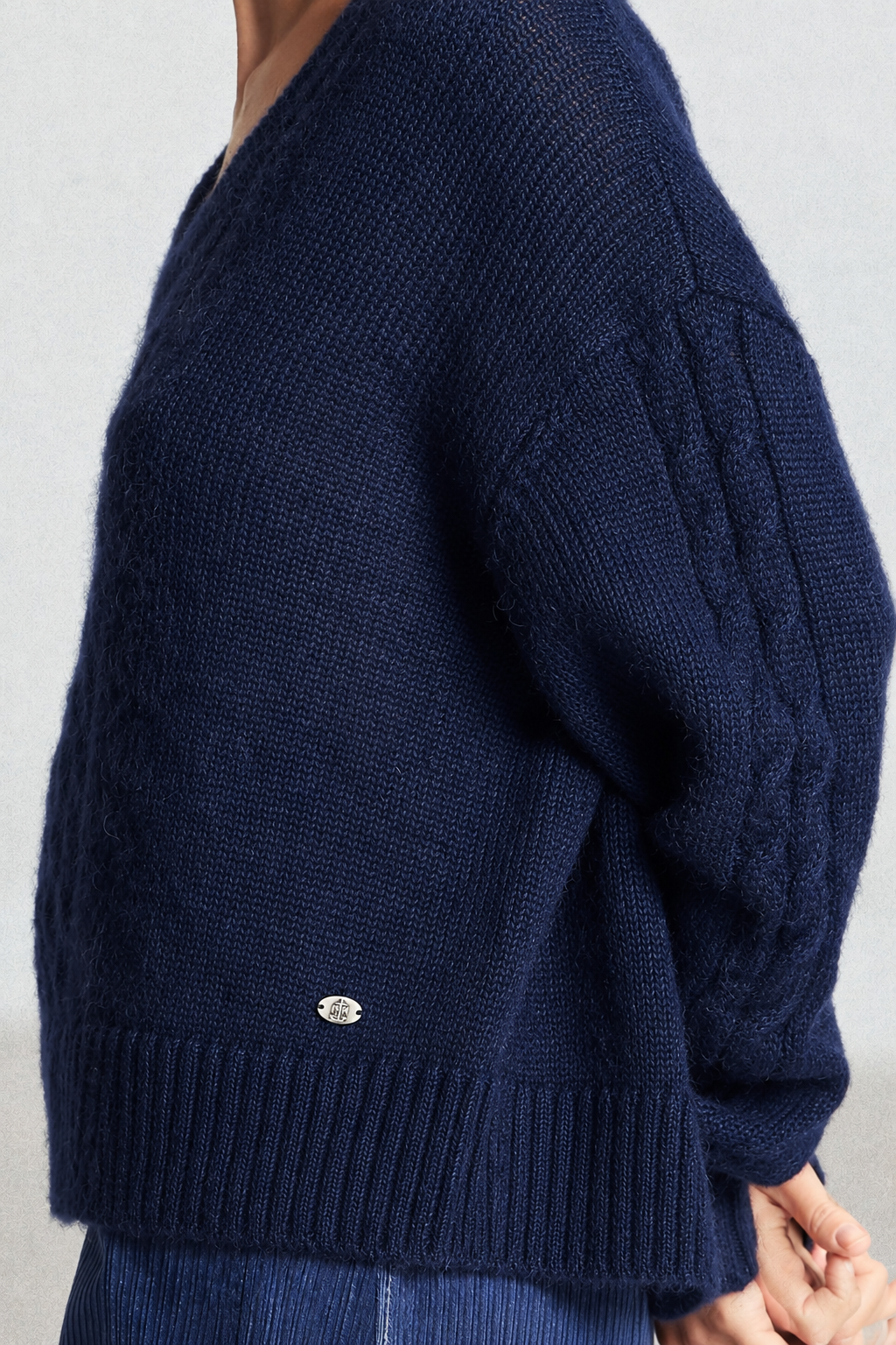 TORCY V-neck sweater