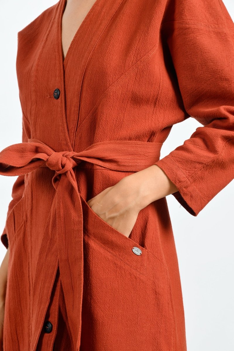 Robe cintrée en coton et lin froissé avec ceinture - Mat de Misaine