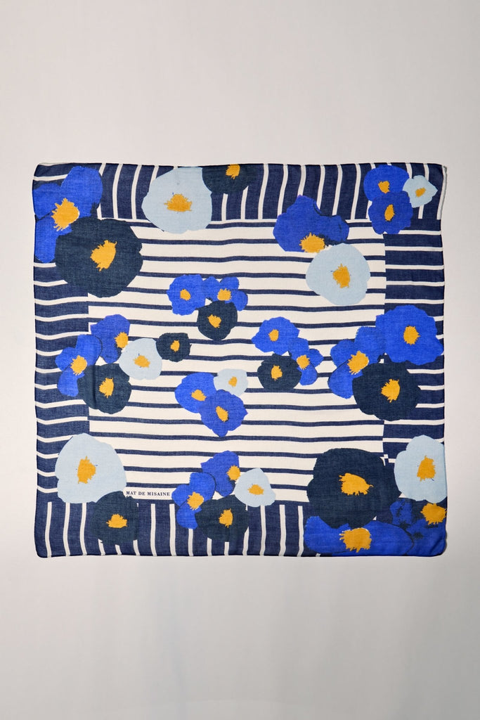 Carré en coton et modal motif fleurs
