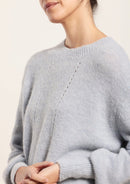 Pull avec tricotage fantaisie